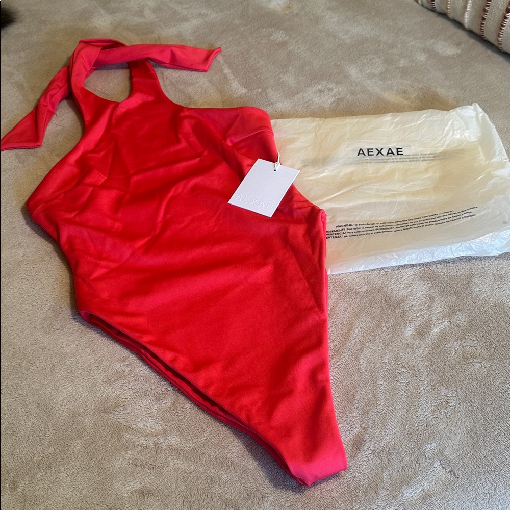 AEXAE Twist one piece swimsuit - Picture 3 of 7